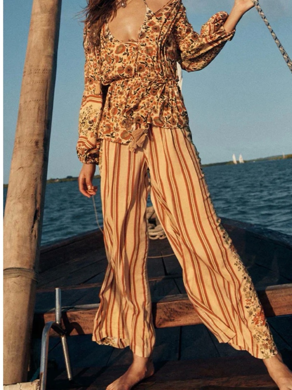 ✨ Spell Impala Lily Pants – Gold | XS | NWT ✨ no trades please - Picture 2 of 8